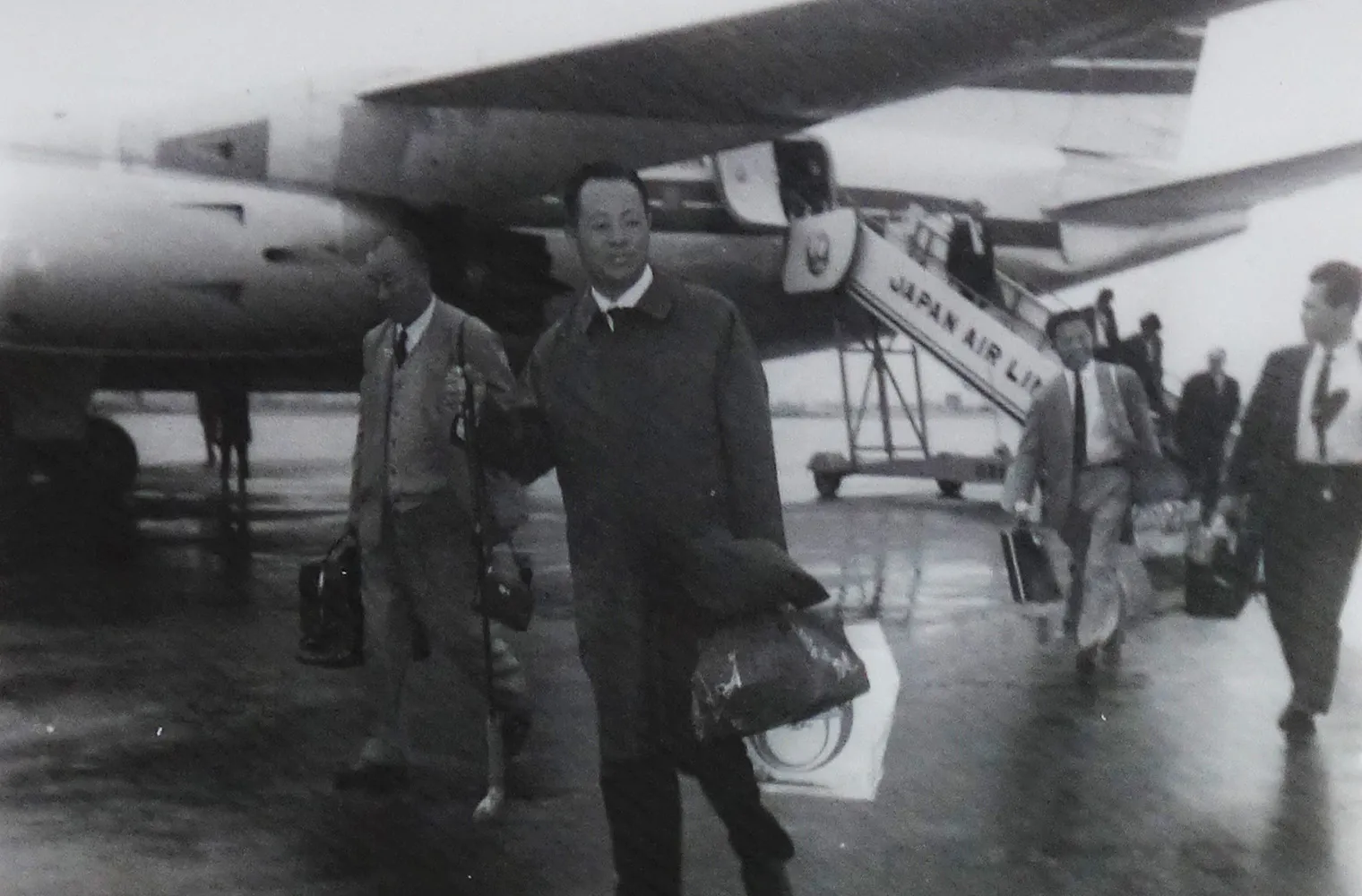 brand-core-ramen-slide-01-02